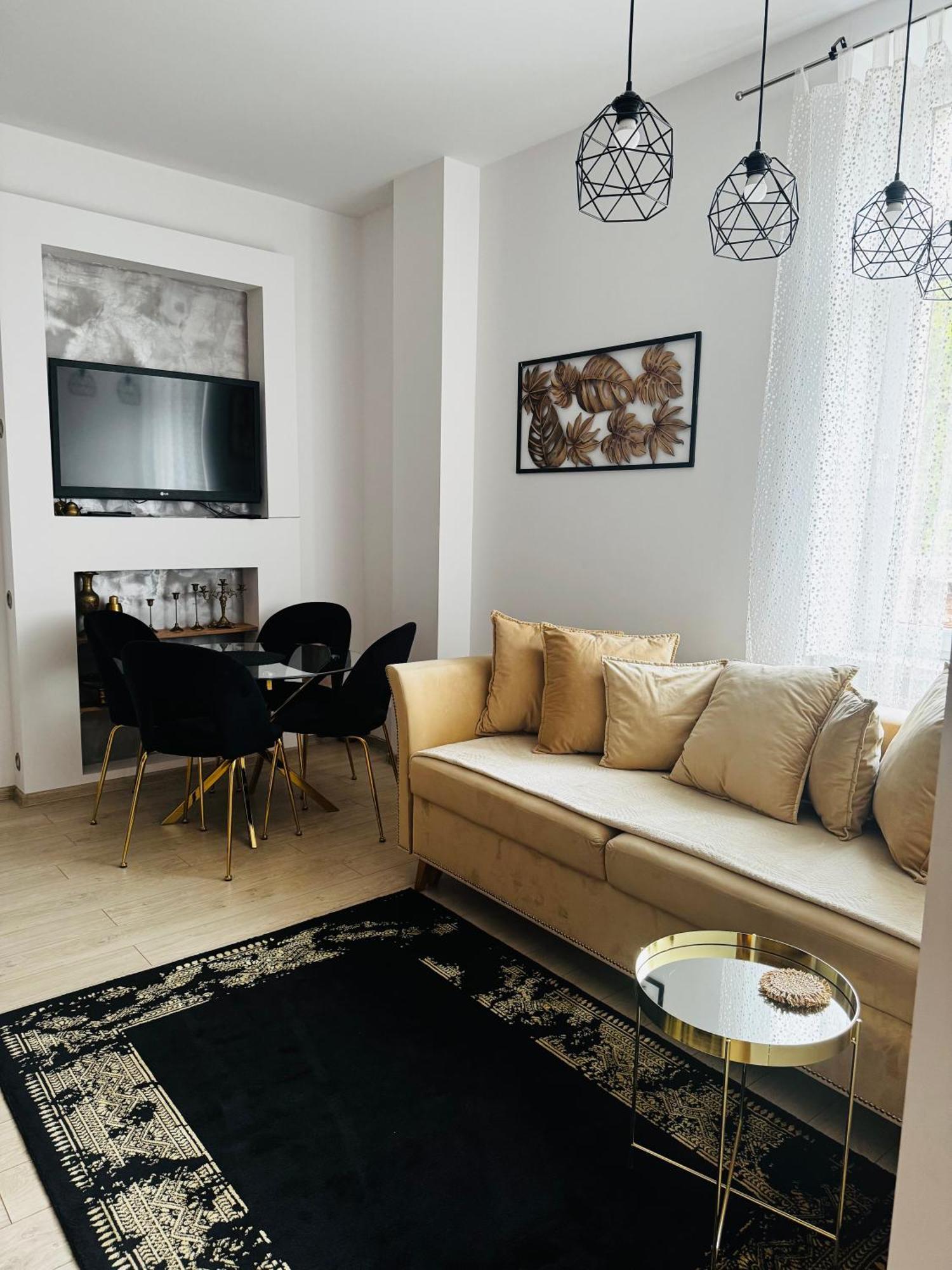 Apartament Nowar โนวารูดา ภายนอก รูปภาพ